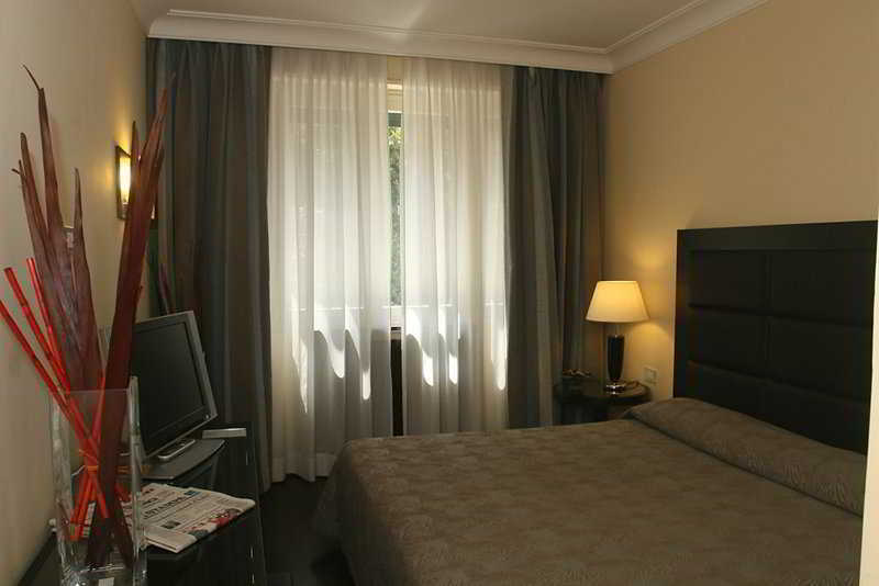 ホテル ヴィラ マリア レジーナ ローマ エクステリア 写真